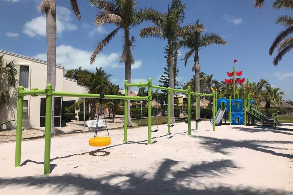 Licensed Mgr - 2/2 Villa - Oceanfront Beach Resort - Saltwater Lagoon & Marina! Key Largo Kültér fotó